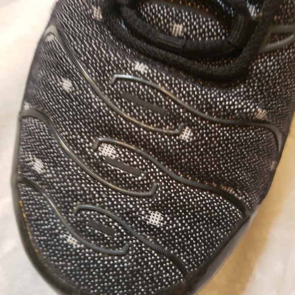 Nike TnAir Max Shoes - Black Streaked - Sz 10 main image 7